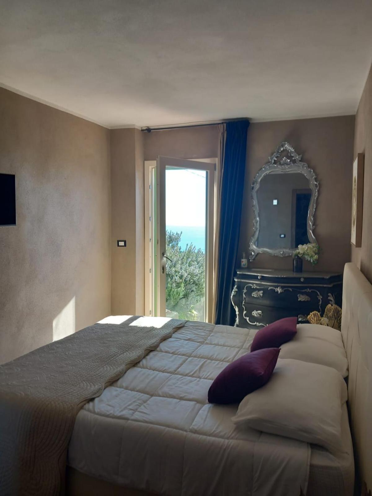 Dolci Risvegli Appartamento Vista Mare ヴェンティミーリア 部屋 写真